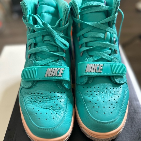 Nike Air Jordan Legacy 312 Hyper Jade/Bright Blue - Picture 2 of 8